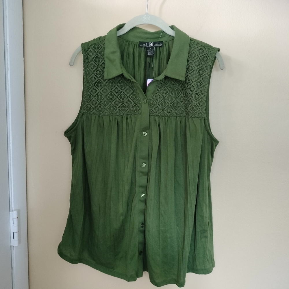80 Park  XL NWOT Olive Green Sleeveless Button Top Embroidery Boho Flowy
(Bin 1)
